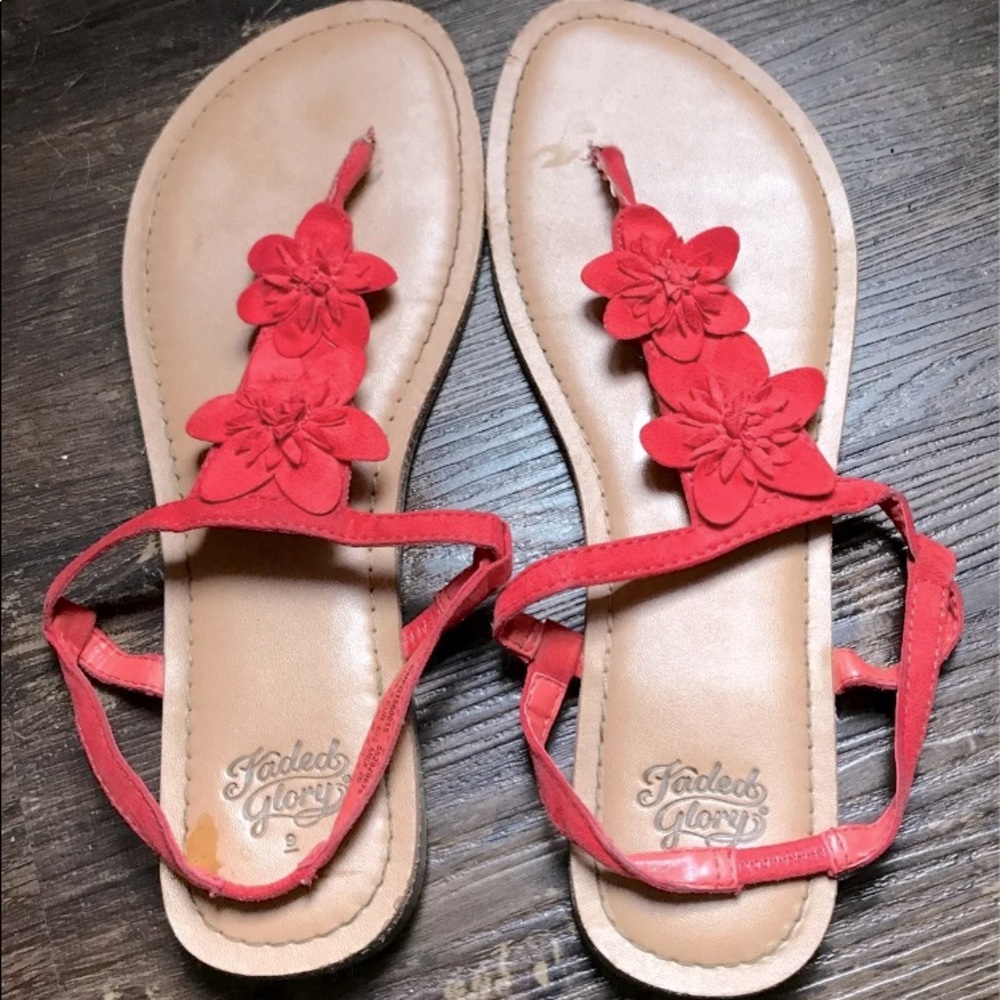 🍒🍒3/$20🍒🍒 Faded Glory Pink Floral Sandals
